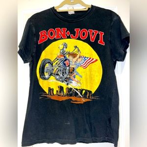 MadeWorn vintage Bon Jovi T-shirt. Size XS.